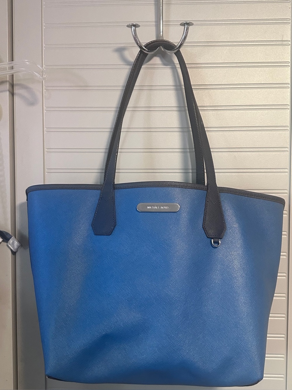 Michael Kors Saige Medium Reversible Saffiano Leather Tote Bag with Coordinating
